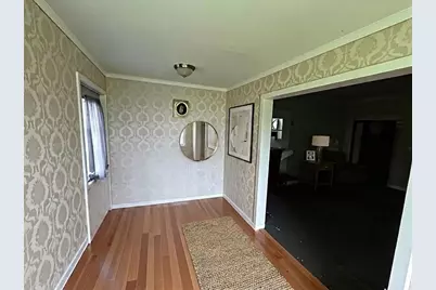 2215 Frank Road, Columbus, OH 43223 - Photo 3