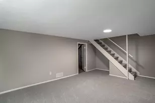 793 Crofton Cir, Reynoldsburg, OH 43068 - Photo 17
