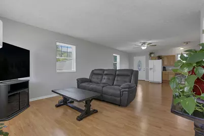 29690 Cherrycrest Drive, Logan, OH 43138 - Photo 5