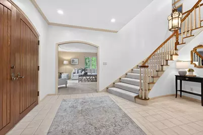 3808 Beecham Court, Columbus, OH 43220 - Photo 5