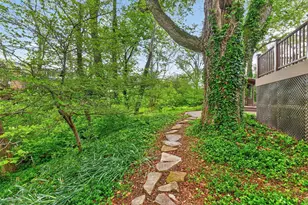 3808 Beecham Ct, Columbus, OH 43220 - Photo 37