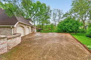 3808 Beecham Ct, Columbus, OH 43220 - Photo 15
