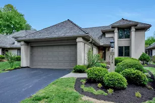 224 Green Springs Dr, Columbus, OH 43235 - Photo 5