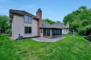 224 Green Springs Dr, Columbus, OH 43235 - Photo 45