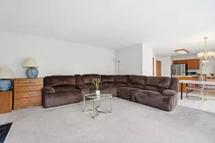 3686 Riverlane Ct, Columbus, OH 43221 - Photo 11