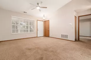 8605 Victoria Meadow Ln, Reynoldsburg, OH 43068 - Photo 7