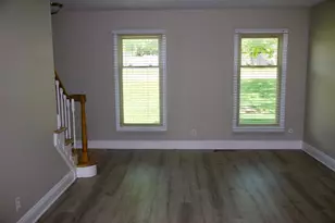 1008 Manor Ln, Columbus, OH 43221 - Photo 7