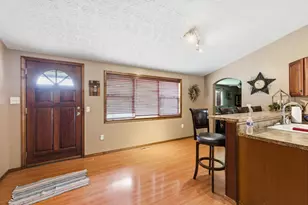 1691 Dyer Rd, Grove City, OH 43123 - Photo 21