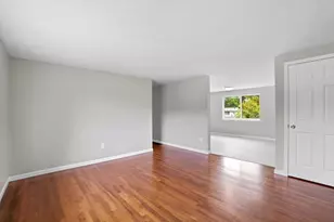 2264 Majestic Dr W, Columbus, OH 43232 - Photo 3