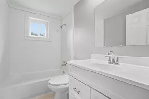 2264 Majestic Dr W, Columbus, OH 43232 - Photo 17