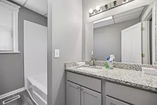 1471 E Broad St, Columbus, OH 43205 - Photo 11