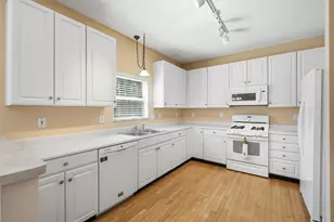7408 Maynooth Dr, Dublin, OH 43017 - Photo 9