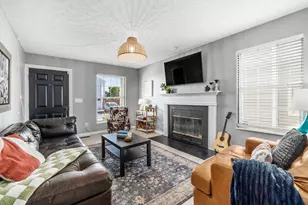 917 Philadelphia Dr, Westerville, OH 43081 - Photo 5