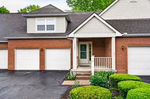 7042 Greensview Village Dr, Canal Winchester, OH 43110 - Photo 5