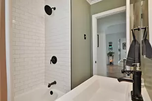 129 S Sylvan Ave, Columbus, OH 43204 - Photo 23