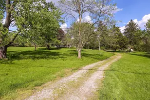 8161 Riverside Dr, Powell, OH 43065 - Photo 9