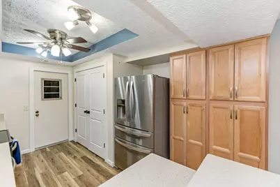 5846 Willow Lake Drive, Grove City, OH 43123 - Photo 17