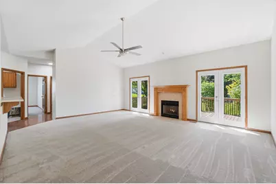 1029 Laketree Court E, Westerville, OH 43081 - Photo 7