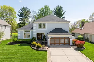 2097 Thistlewood Dr, Columbus, OH 43235 - Photo 3