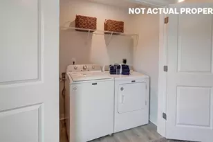 6305 Marinelli Dr N, Columbus, OH 43228 - Photo 33