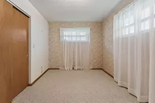 1493 Striebel Rd, Columbus, OH 43227 - Photo 3