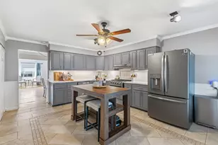 252 E Broadway Ave, Westerville, OH 43081 - Photo 15