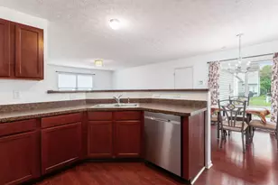 9325 Cliff Springs Trail, Columbus, OH 43240 - Photo 21