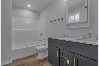 70 S S Wayne Avenue, Columbus, OH 43204 - Photo 17