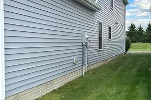 2541 Silver Fir Ln, Grove City, OH 43123 - Photo 5