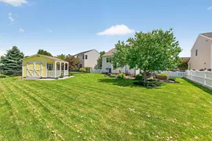 2037 Fawn Meadow Dr, Marysville, OH 43040 - Photo 67