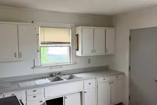 184 N Hague Ave, Columbus, OH 43204 - Photo 7