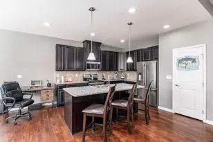 2038 E Gardenia Dr, Pataskala, OH 43062 - Photo 11