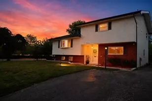 4010 Etna St, Columbus, OH 43213 - Photo 1