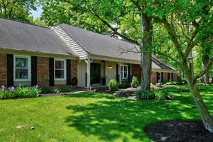 1375 Hickory Ridge Ln, Columbus, OH 43235 - Photo 3