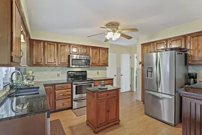 225 Sebaugh Drive, Zanesville, OH 43701 - Photo 15
