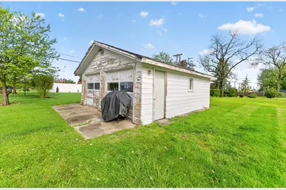1160 S Greenwood Street, Bellefontaine, OH 43311 - Photo 17