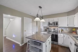 1939 Dina Ct, Powell, OH 43065 - Photo 11