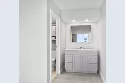 1000 Urlin Avenue #1515, Columbus, OH 43212 - Photo 15