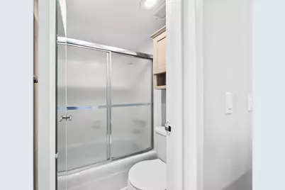1000 Urlin Avenue #1515, Columbus, OH 43212 - Photo 15
