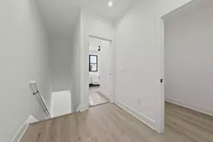 1097 Franklin Ave, Columbus, OH 43205 - Photo 25
