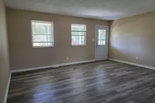 3054 Wadsworth Ct, Columbus, OH 43232 - Photo 9