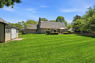 4605 Lanercost Way, Columbus, OH 43220 - Photo 9