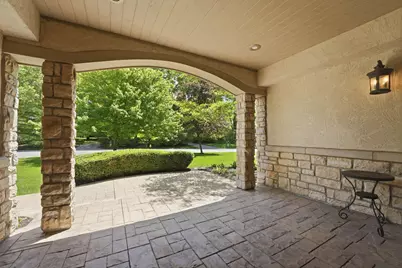 4605 Lanercost Way, Columbus, OH 43220 - Photo 5