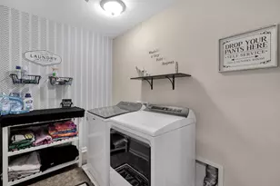 7 Burroughs Dr, Ashville, OH 43103 - Photo 29