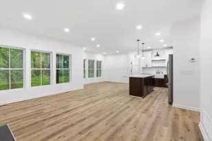 3800 Genessee, Columbus, OH 43219 - Photo 17