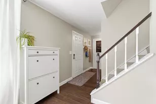 910 Hartney Dr, Columbus, OH 43230 - Photo 3