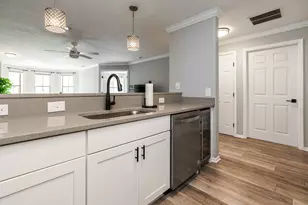 12 W Russell St, Columbus, OH 43215 - Photo 11