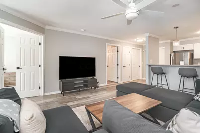 12 W Russell Street, Columbus, OH 43215 - Photo 5