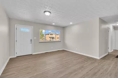 3134 Medina Avenue, Columbus, OH 43224 - Photo 5