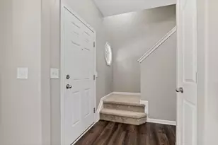 5633 Renner Rd, Columbus, OH 43228 - Photo 13